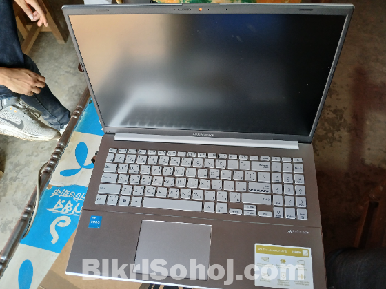Asus vivobook Go, Ram-8, Gen-13th, core-i3